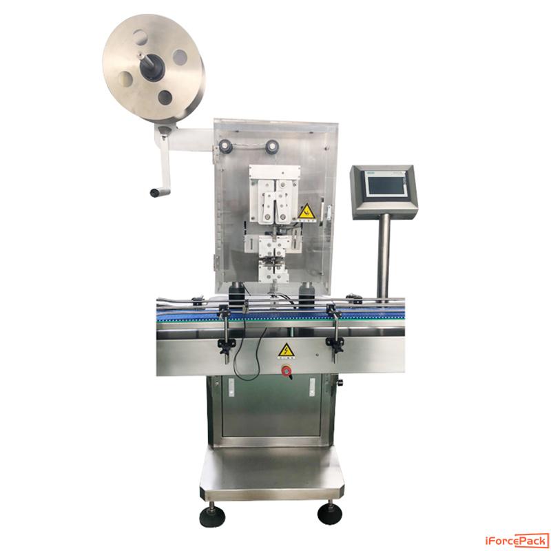 Automatic bottle desiccant dry sachet dispensing feeding machine