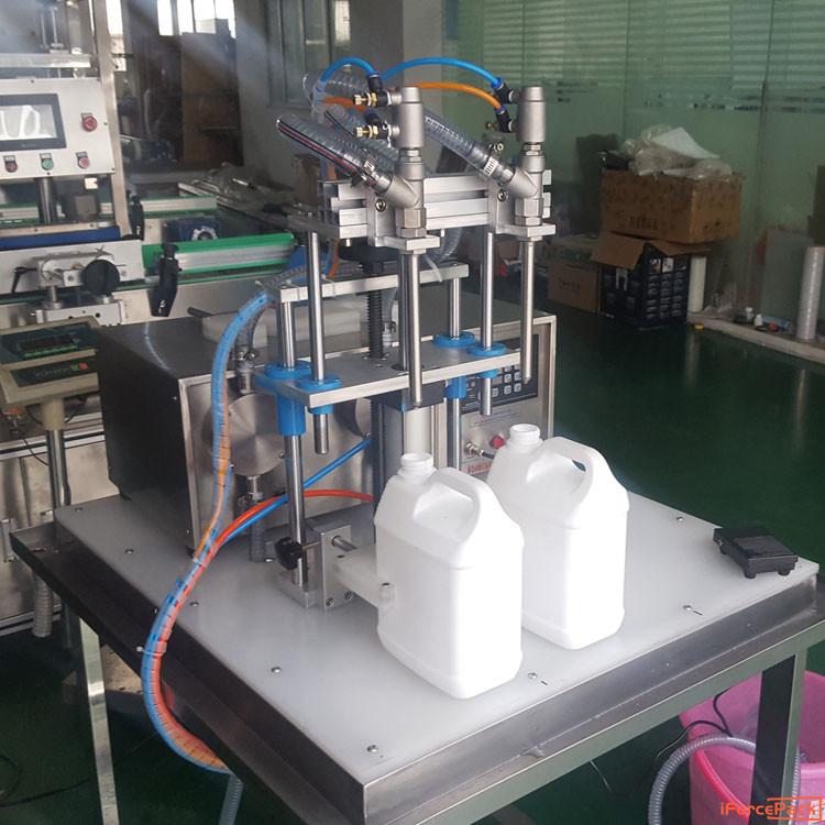 Semi automatic 2 heads bottle big pump filling machine